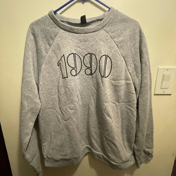 Shein Grey Crew Neck - Picture 1 of 3